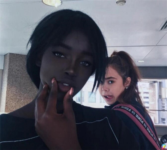 被誉为世界上最美的黑人女神,纯巧克力色娃娃ig爆红:五官精致的让网民