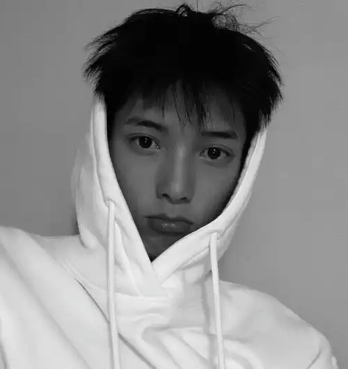 云南校园帅哥就是李谢洪