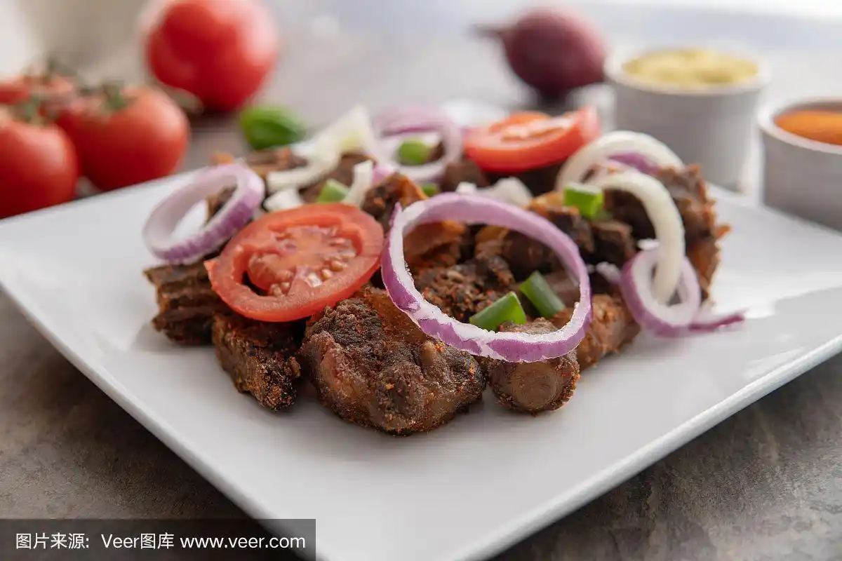 非洲民族美食.尼日利亚烤肉和鸡肉菜肴.