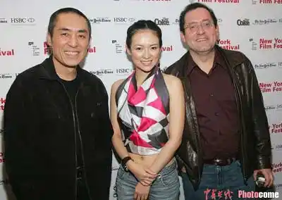 组图:张艺谋章子怡携手亮相第42届纽约电影节