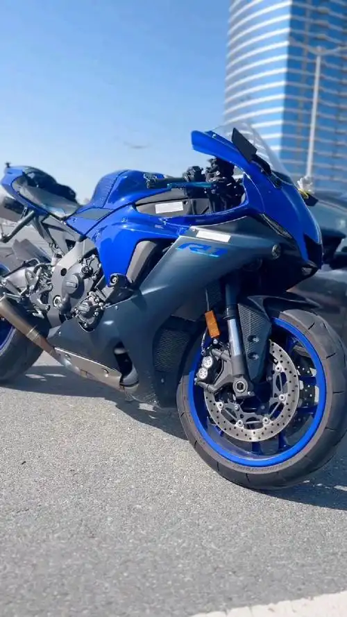蓝色的雅马哈r1,回头率怎么样