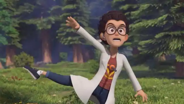 熊出没天才威被自己的摇摇杆打中立刻摇来摇去