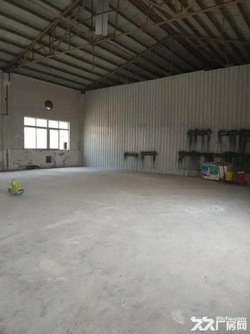 玉树路松汇路附近500平方小仓库出租