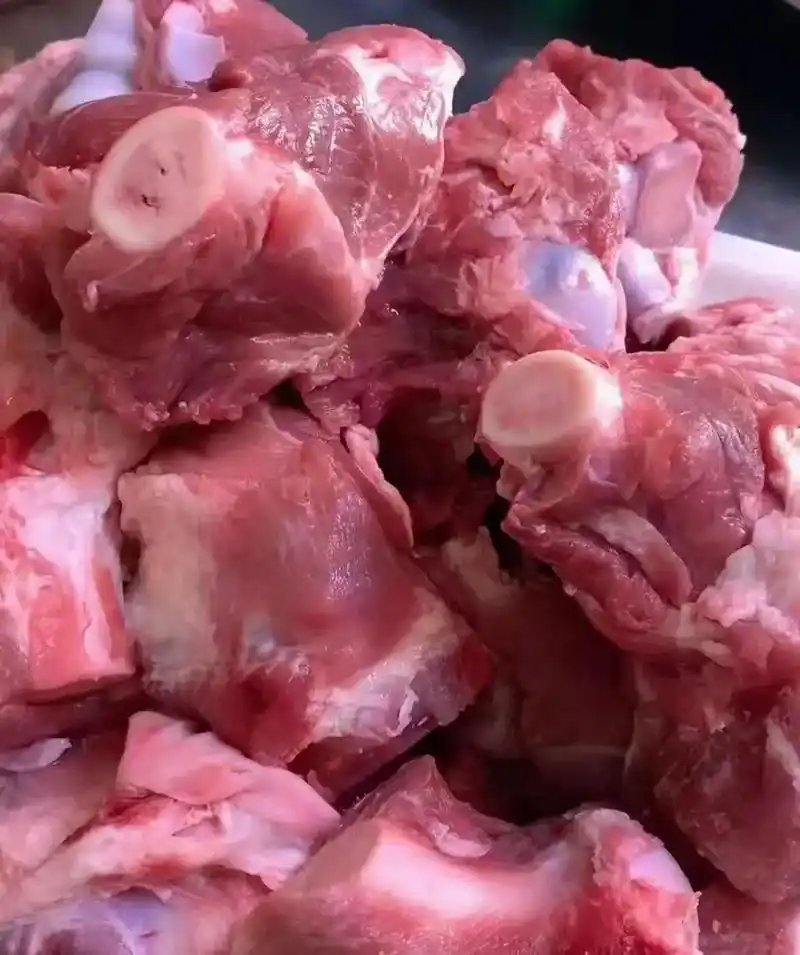 实拍   99实拍99 肥猪大99的棒骨【多肉猪棒骨】满满的 - 抖音