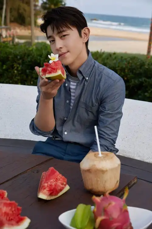 邓伦图库2021425欧莱雅活动