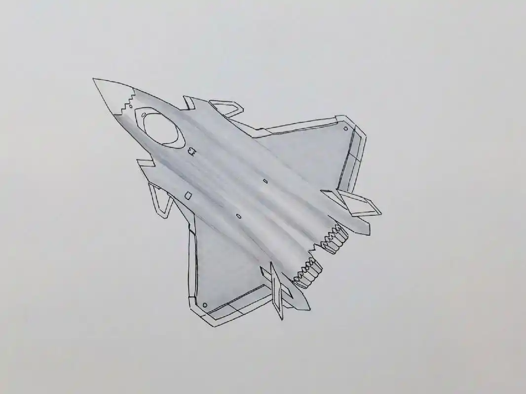 q版歼20|大国重器|绘画步骤 三年级绘画课程: ①铅笔起稿 ②勾线笔勾