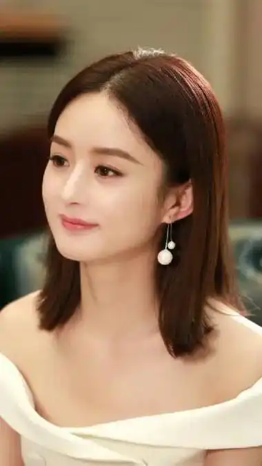 有一种"变脸"叫"赵丽颖剪短发"插图6