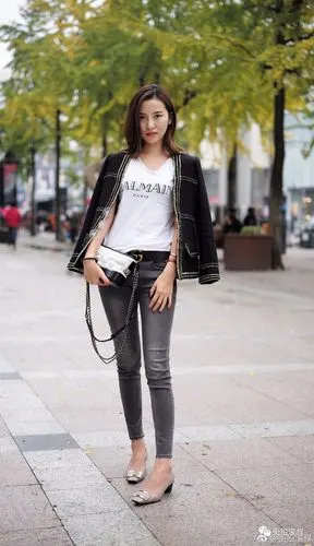 【滚叔街拍】11月17日,不知道今天是不是今年穿秋装的最后一天 & 杭州