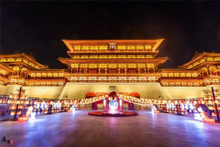 洛阳城夜色最绚丽之处,应天门夜景是怎么火起来的?