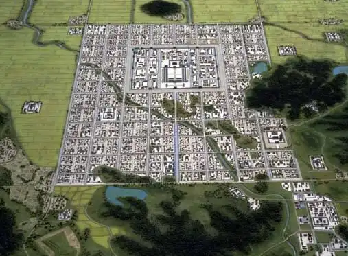 日本在大约百年间迁了四次都城,分别是藤原京,平城京,长冈京,平安京!