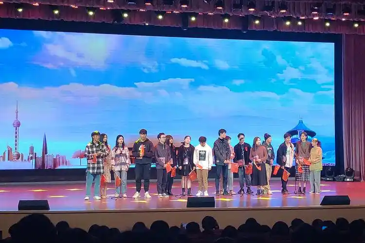 我院第十九届校园十佳歌手大赛圆满落幕