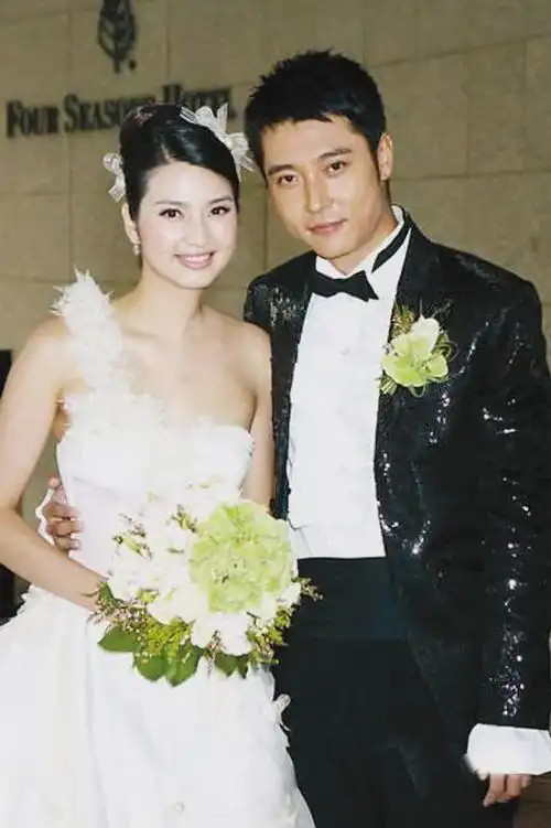 热度来了,看来张丹峰洪欣闹应该感谢的是毕莹