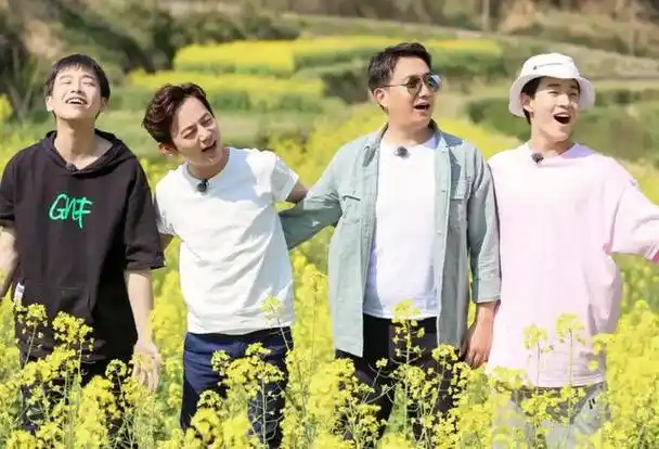 期回归,而《向往的生活》则在这一季结束后将停止制作,节目的未来重启