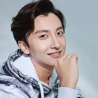 牛骏峰头像牛骏峰qq头像图片潮范儿温暖笑容杀撩人心