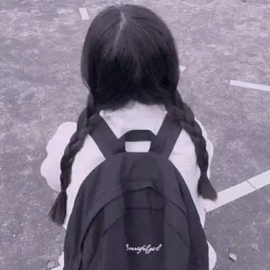 双马尾头像霸气女生背影