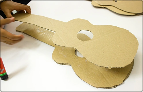 用百特胶棒制作吉他