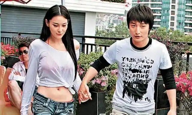 有种整容叫张馨予结婚前任们都凉了她红了