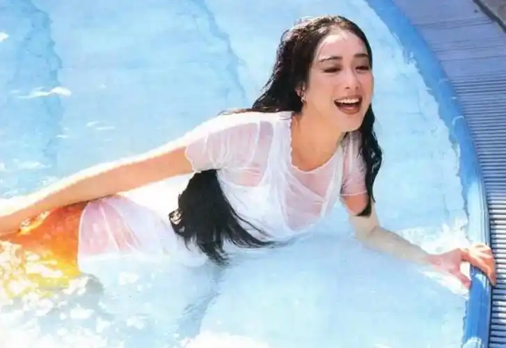 5位女星的美人鱼造型:林允好尴尬,赵丽颖惊艳,她美得让人窒息