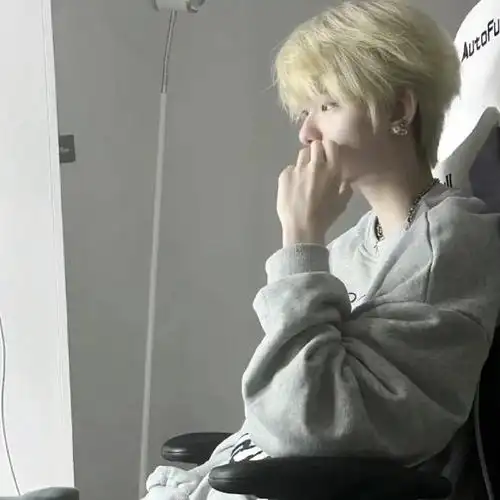 帅帅的男生头像