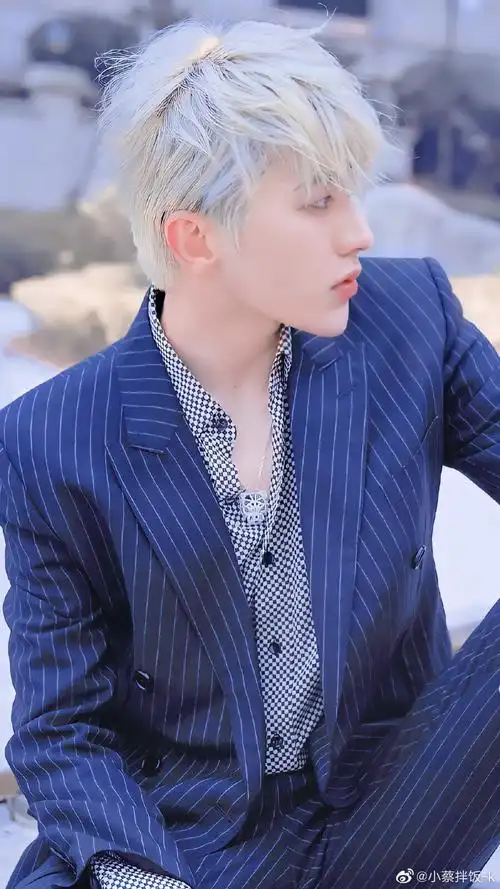 蔡徐坤 - 堆糖,美图壁纸兴趣社区