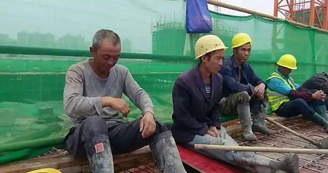 人们辛苦上班,努力在城市打拼,最主要的目的是按时按量获得应得的工资