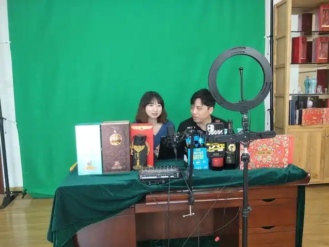 仙游县分公司开展"疫去春来,山海有约"客户服务线上直播