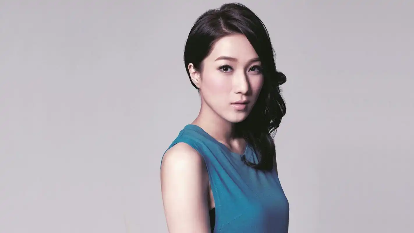 跪求 钟嘉欣-钢琴哭!钢琴谱