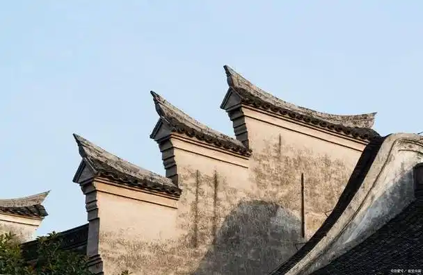 徽派建筑:华丽与平衡的艺术之融合