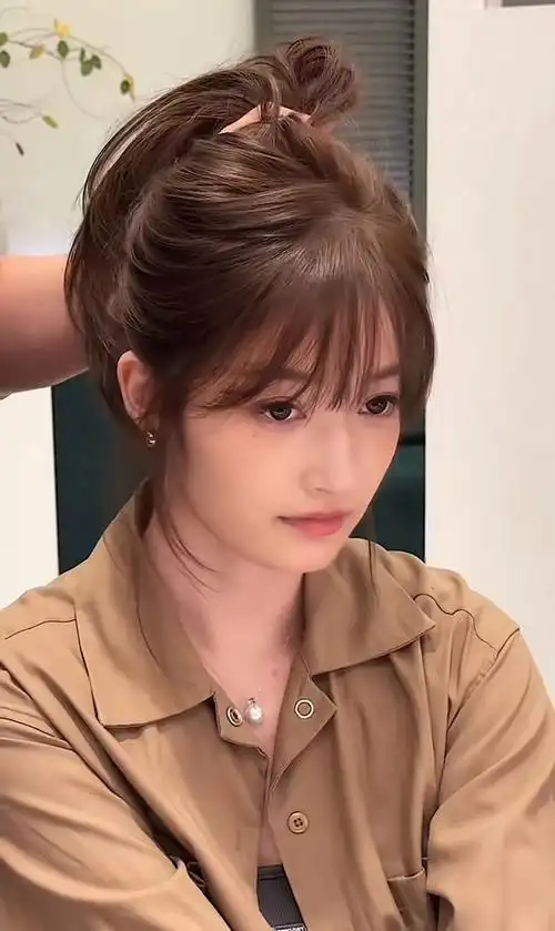 绑起头发,刘海一样好看