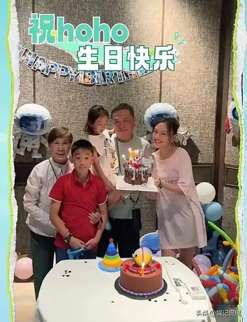 应采儿全家三亚度假!11岁jasper戴牙套颜值大变,弟弟越长越秀气