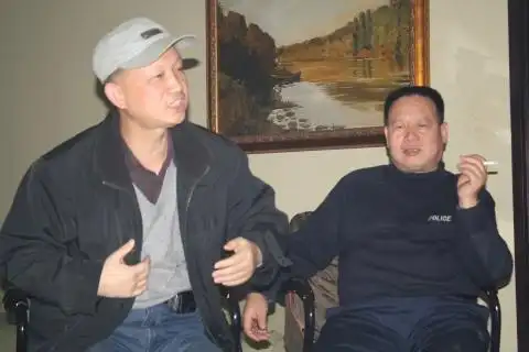 陕西越战老兵之家的战友商议看望和慰问困难战友事宜