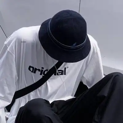 战小甜/男头/成熟/图源于各地_男生头像_我要个性网