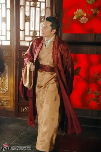 新版《红楼梦》再曝新剧照 首款正式海报发布