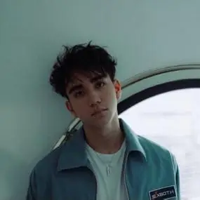 头像米卡和马庆怜创4混血小合集