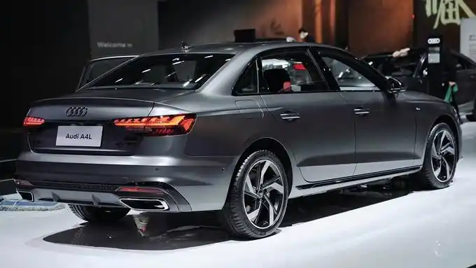 2023-01-09 15:48:53奥迪在广州车展推出奥迪a4l哑光特别版,该车基于