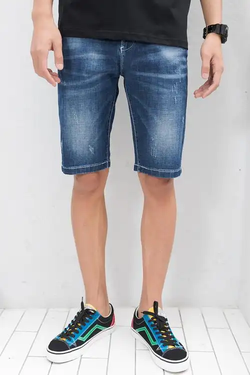 > 男士牛仔短裤