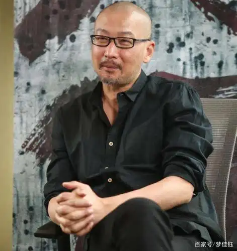 管虎:24岁做导演,独宠马伊琍5年,为何转身娶了她闺蜜?