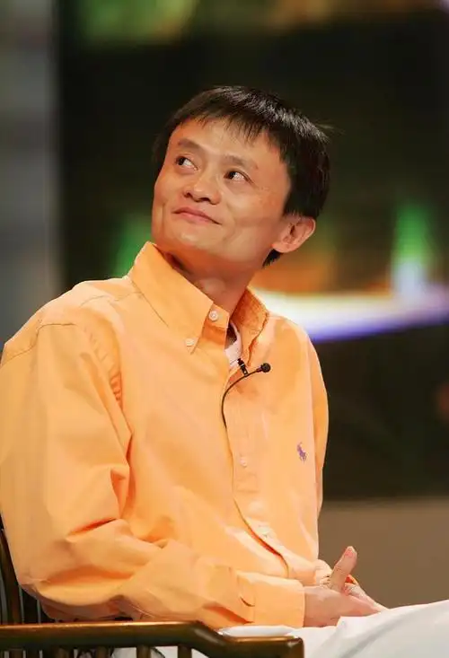 它既不是我们熟知的马云也不是李嘉诚,中国富豪第一名身价,比他们两个