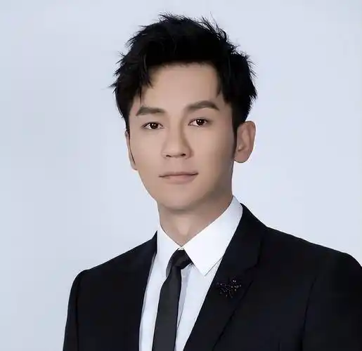 时隔五年!再回看大黑牛李晨的风流史,真令人感叹一声羡慕