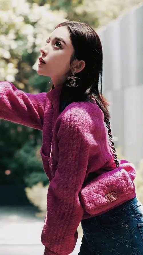 古力娜扎性感美艳手机壁纸