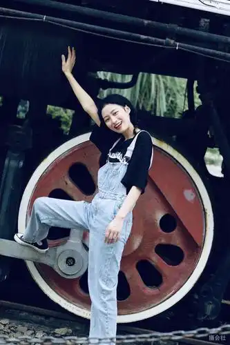 浙江杭州模特 网红打卡地,白塔公园,适合小清新,文艺风,少女,出片率