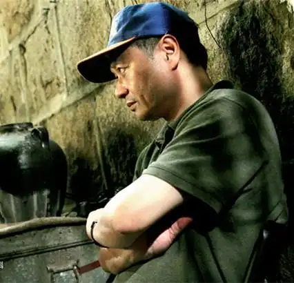 【图】李安年轻时照片大全 被英国授予"大不列颠奖"杰出导演奖