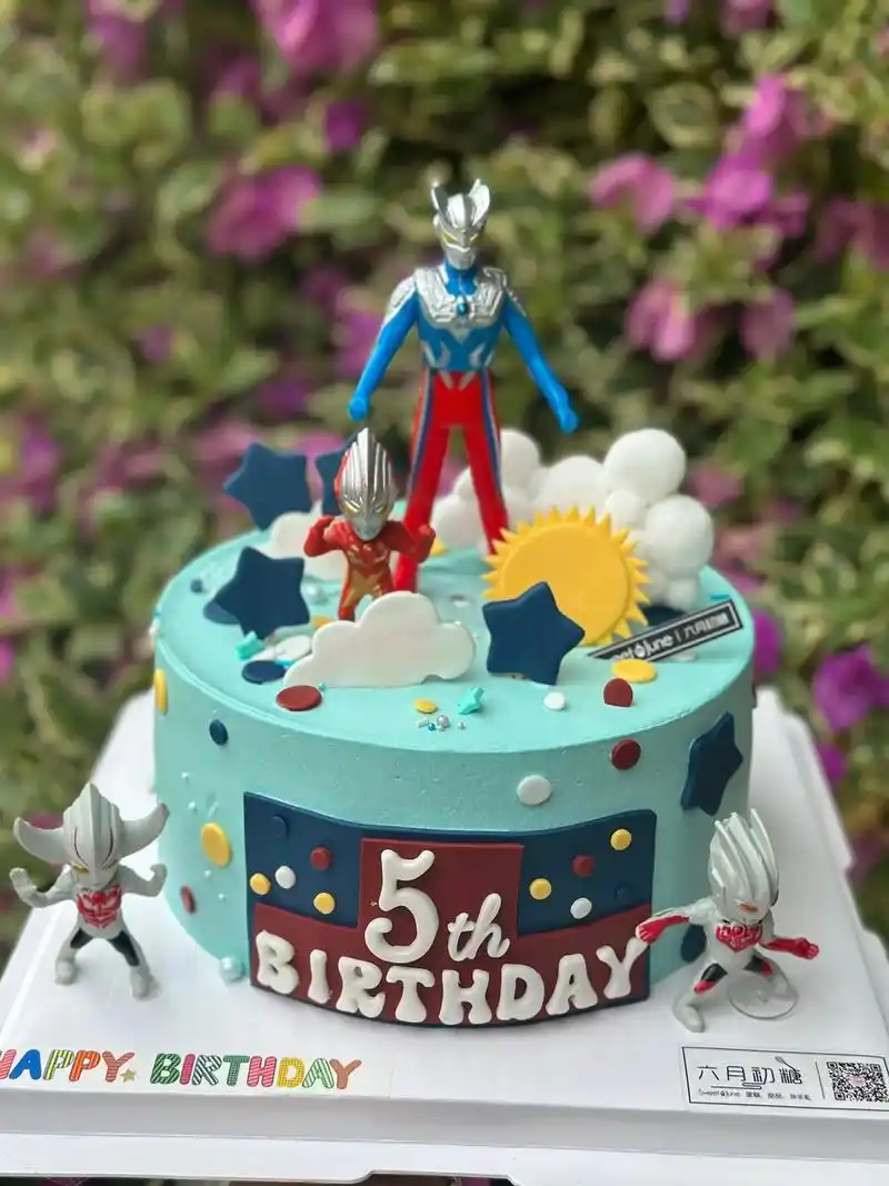 小男孩的光～奥特曼生日蛋糕.#进口动物奶油蛋糕 #过生日要有 - 抖音