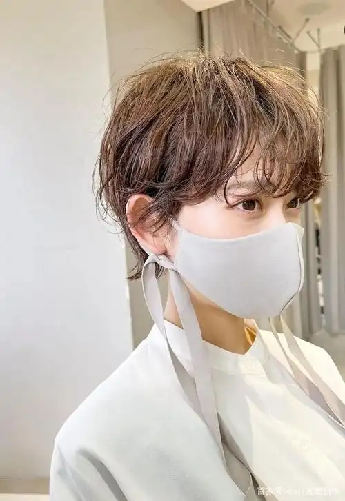 日系短发纹理烫 给你要的时髦感!