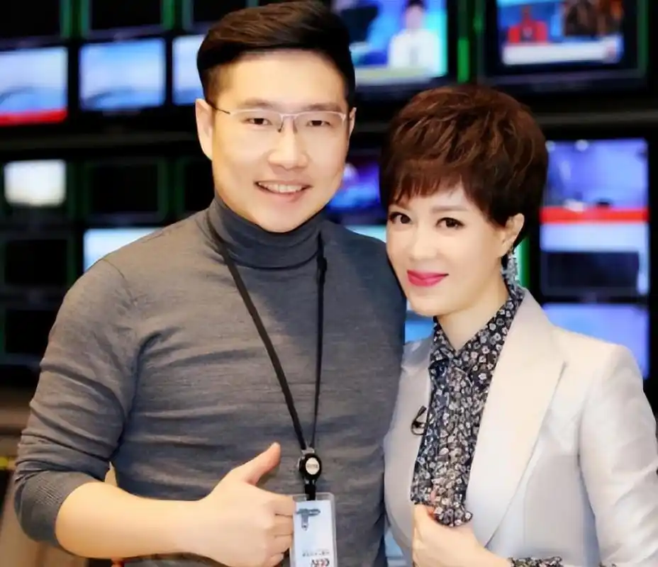 主持人李文静:我这辈子最坚决的决定,就是和丈夫坚持"丁克"!