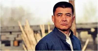 王新军成名后抛妻弃子把秦海璐宠成宝前妻红了他却名声渐淡