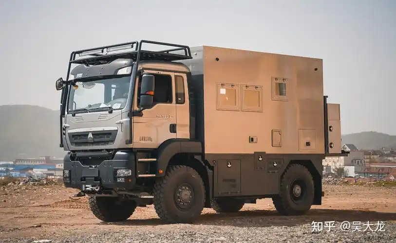 移动的末日堡垒——那些充满安全感的重装房车