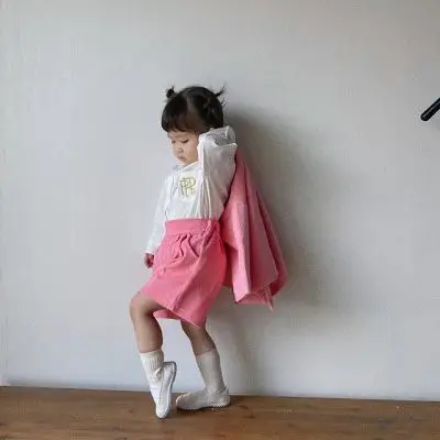 分类:可爱/小女孩/真人顶下踩下