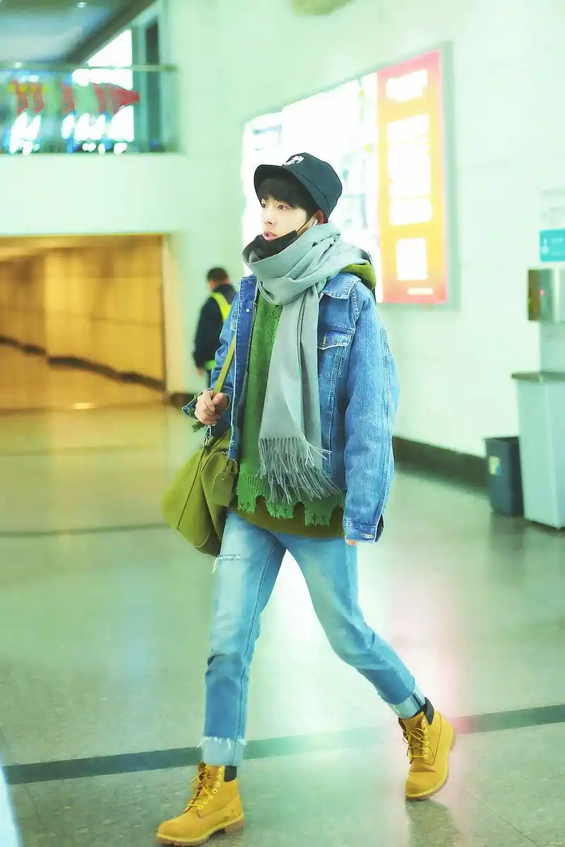 肖战日系少年穿搭,盛世美颜造型百变