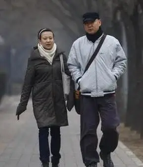 郭冬临的老婆为何如此神秘图